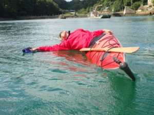 Exercice d'aisance en kayak de Mer