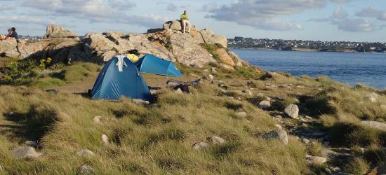 Kayak de mer bivouac dans les Abers